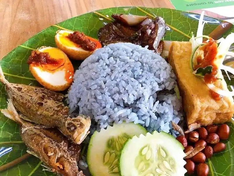 ciak-tiam-nasi-lemak-bunga-telang-char-kway-teow-meruya