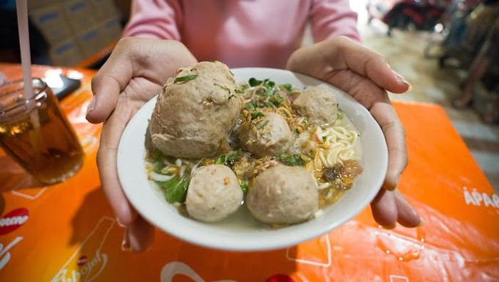 bakso-enak-di-bogor-legendaris-dan-populer