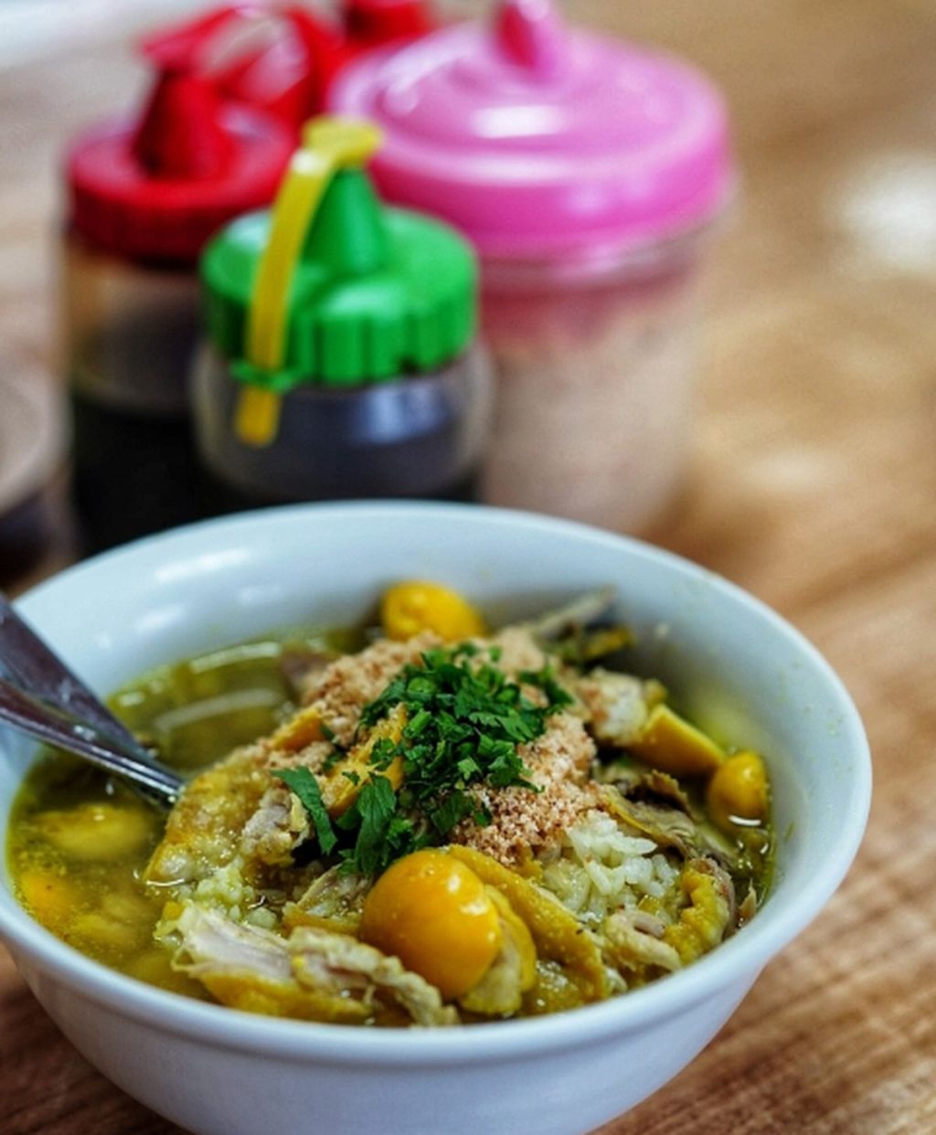 soto-ambengan-jakarta-enak-dan-isian-komplet
